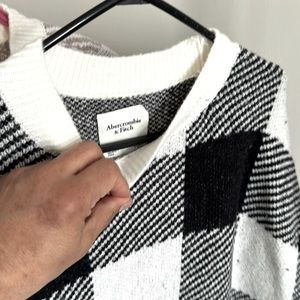 It’s time for pass this lovely clothes